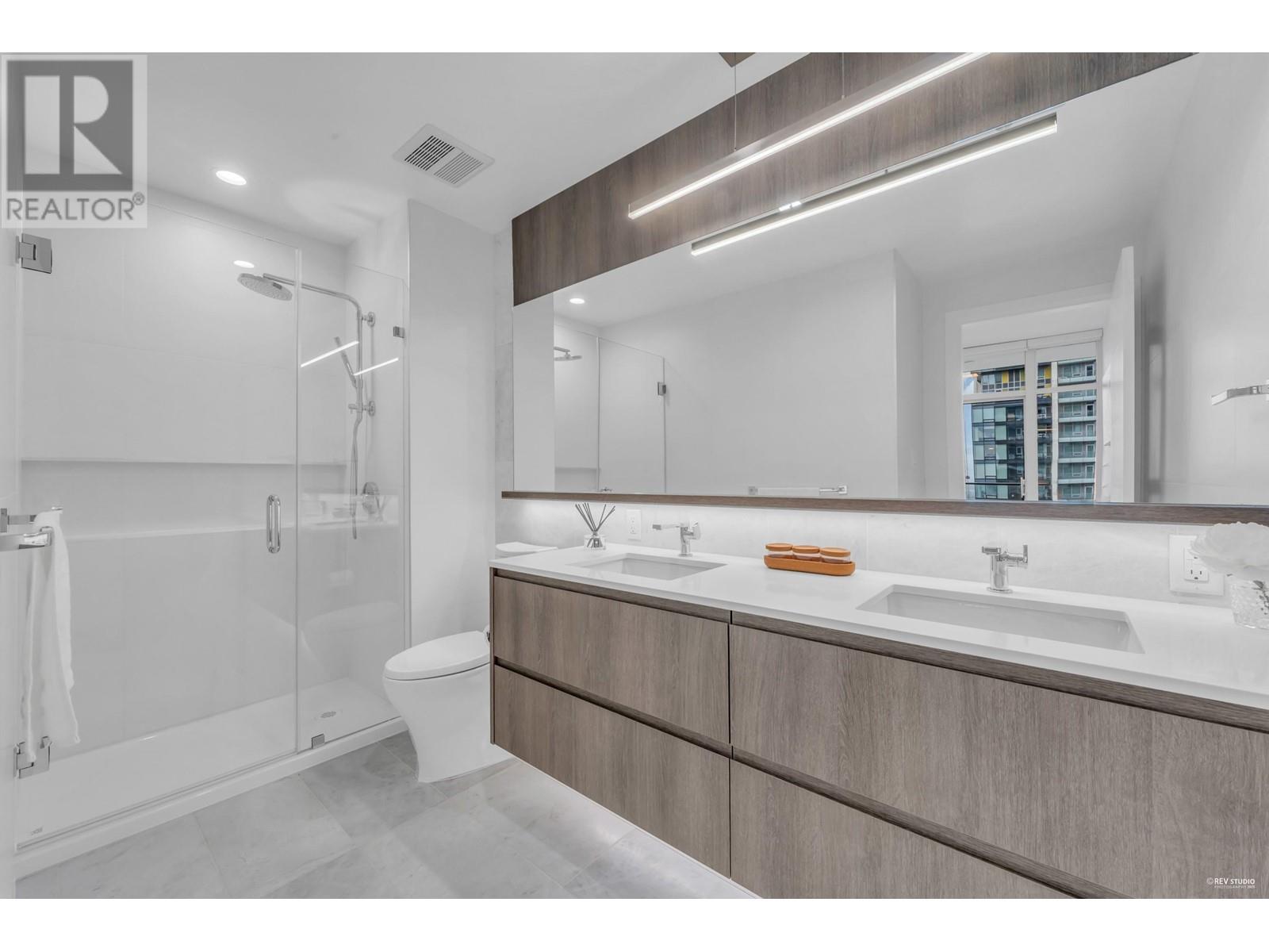 Listing Picture 25 of 35 : 2008 6511 SUSSEX AVENUE, Burnaby / 本拿比 - 魯藝地產 Yvonne Lu Group - MLS Medallion Club Member
