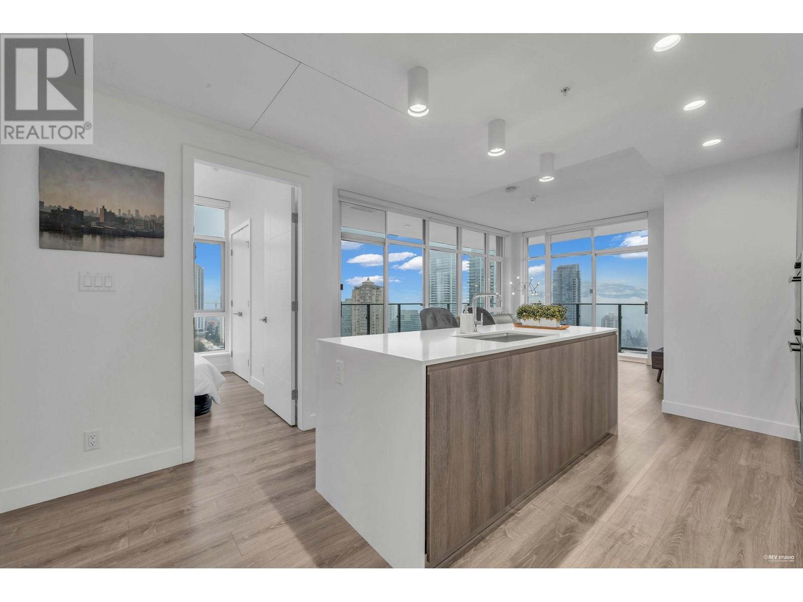 Listing Picture 9 of 35 : 2008 6511 SUSSEX AVENUE, Burnaby / 本拿比 - 魯藝地產 Yvonne Lu Group - MLS Medallion Club Member