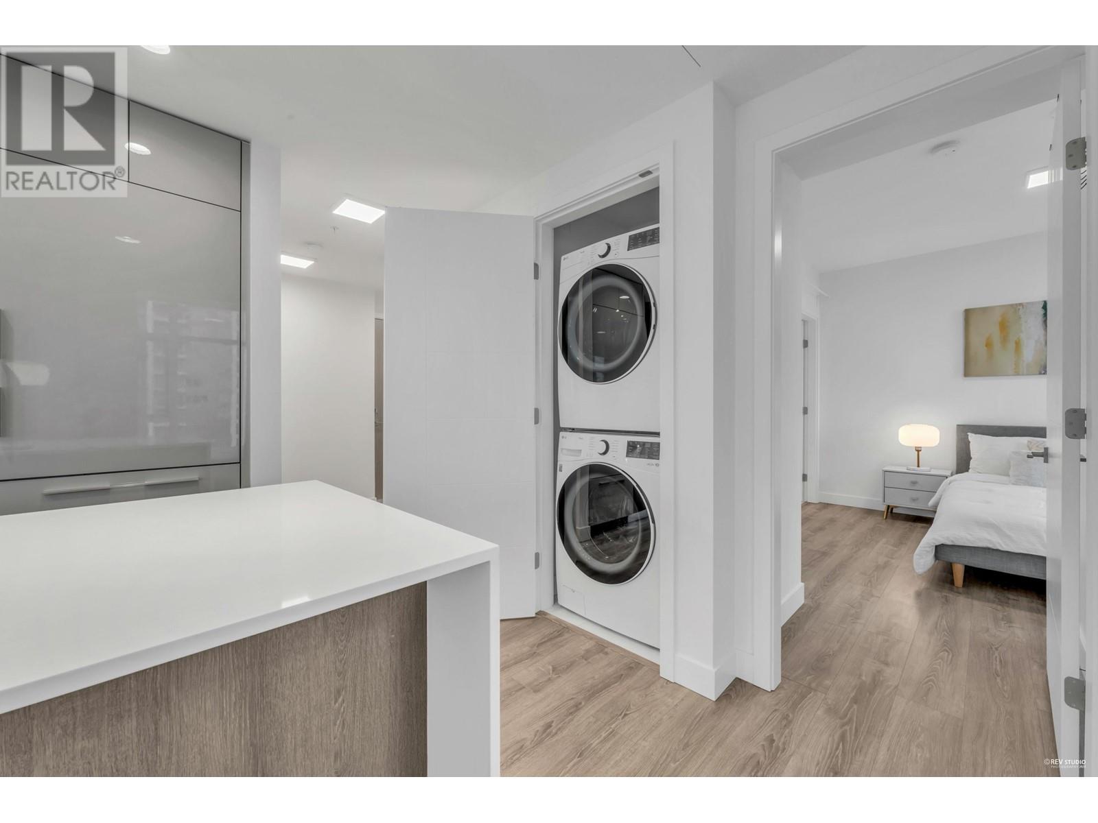 Listing Picture 27 of 35 : 2008 6511 SUSSEX AVENUE, Burnaby / 本拿比 - 魯藝地產 Yvonne Lu Group - MLS Medallion Club Member