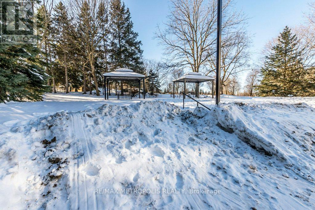 204 - 405 Erb Street W, Waterloo, Ontario  N2L 1W7 - Photo 30 - X11918173
