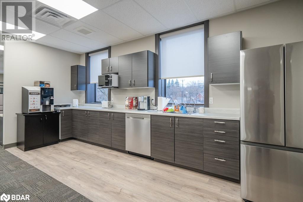 100 Colborne Street W Unit# 301, Orillia, Ontario  L3V 2Y9 - Photo 4 - 40689205