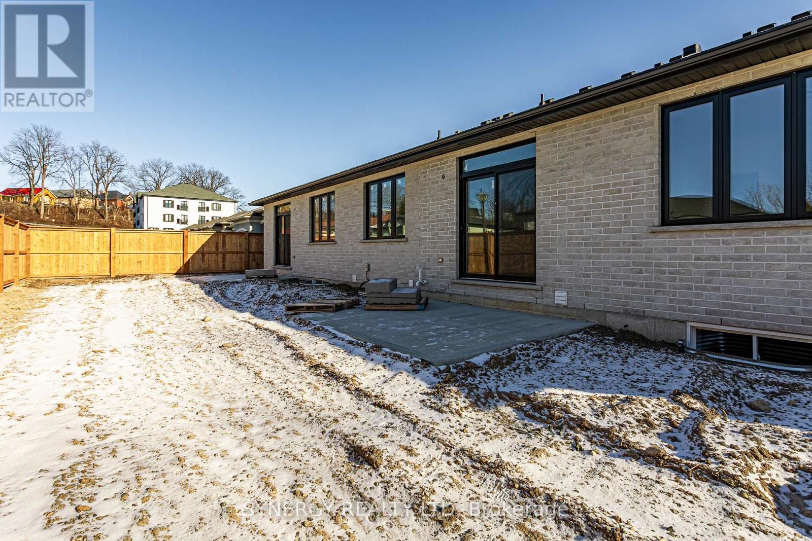 17 John Pound Road S, Tillsonburg, Ontario  N4G 5X3 - Photo 5 - X11886275