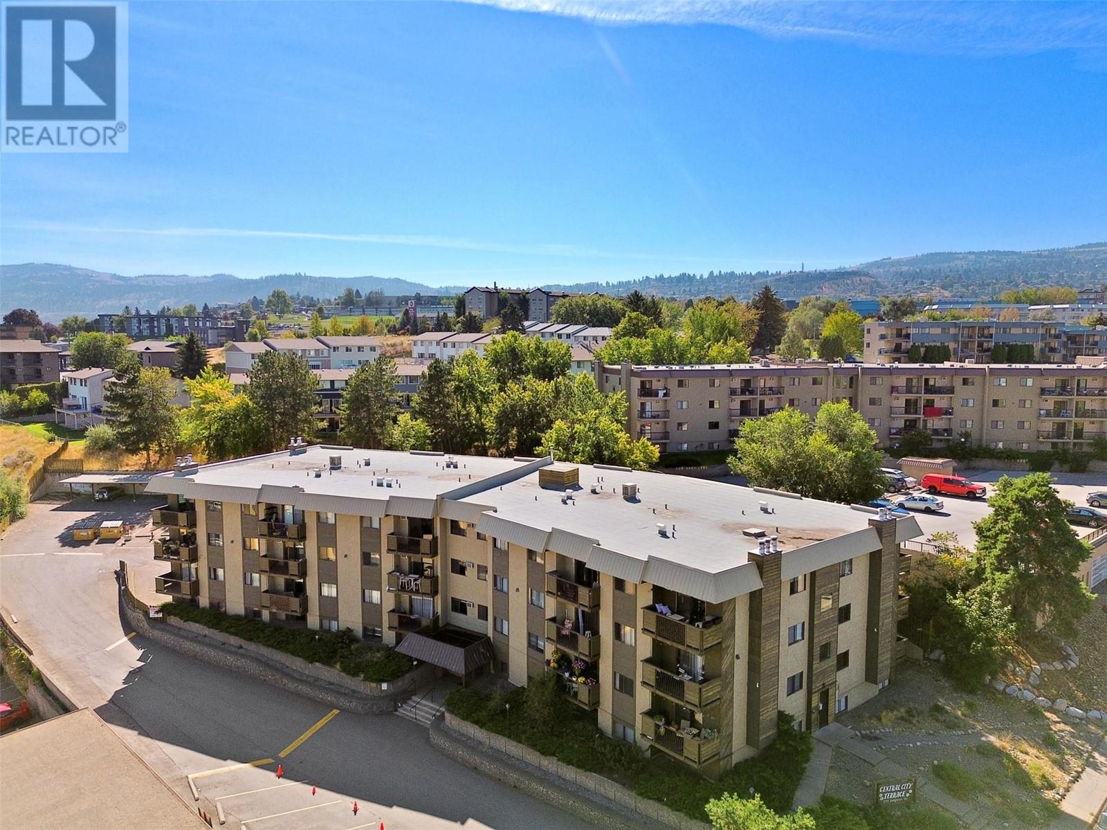 555 DALGLEISH Drive Unit# 202, kamloops, British Columbia V2C6C7