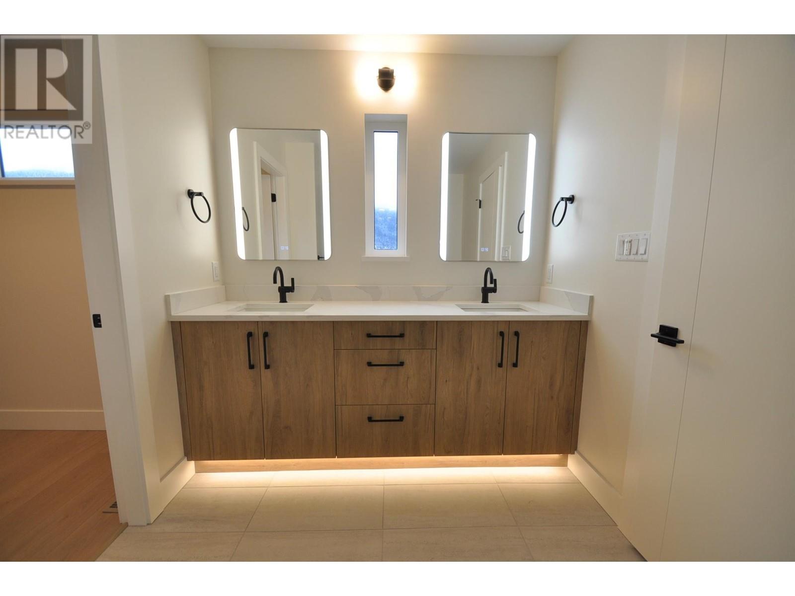 910 Lakeside Drive Unit# 107, Nelson, British Columbia  V1L 6G3 - Photo 29 - 10331628