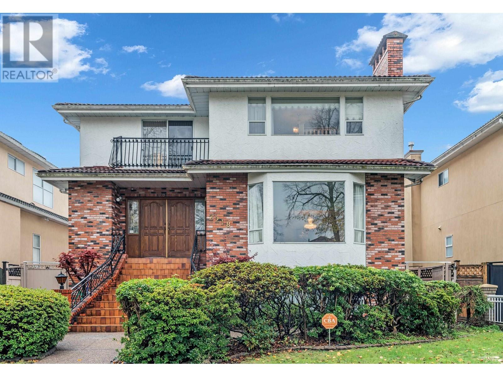 2218 UPLAND DRIVE, Vancouver