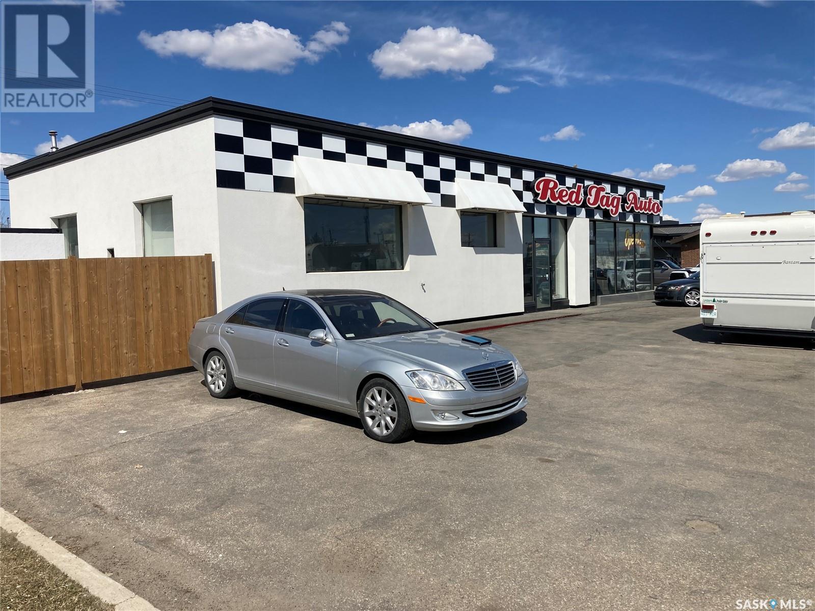 1633 Idylwyld Drive N, Saskatoon, Saskatchewan  S7L 1B2 - Photo 4 - SK992702