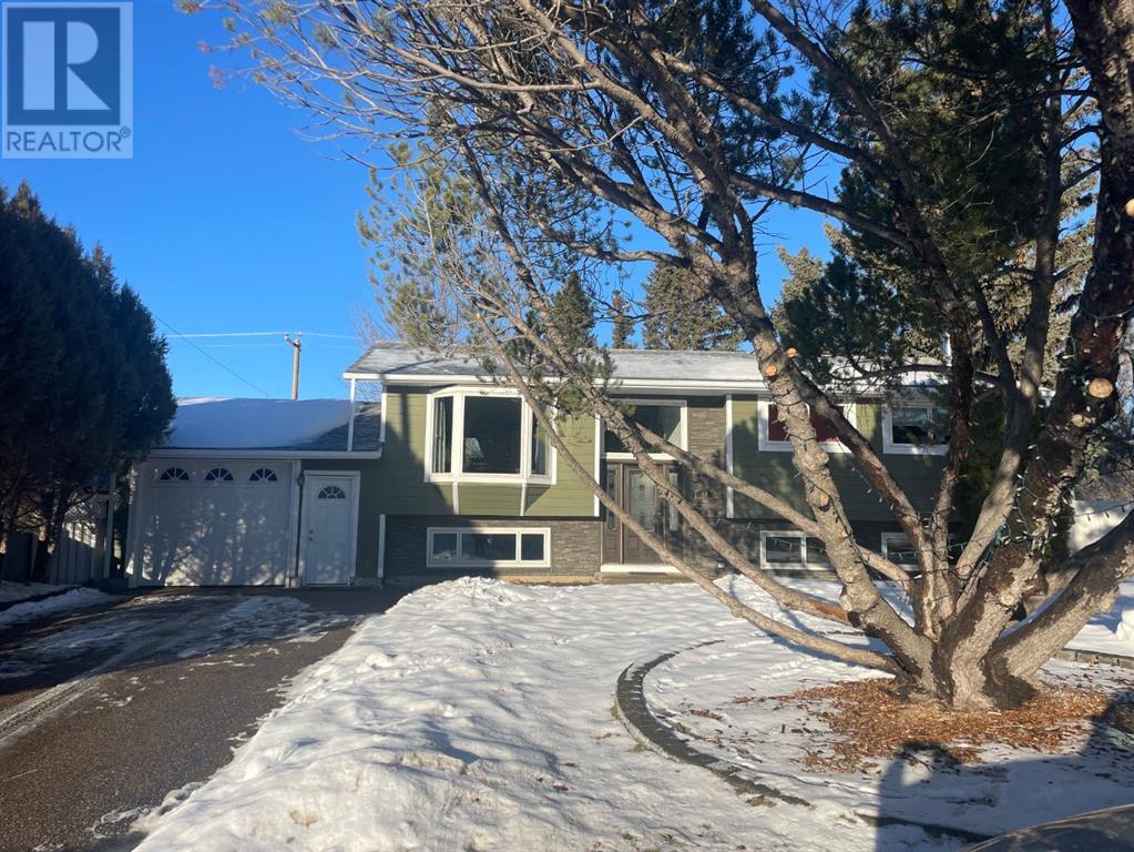 68 Chinook Crescent W, Brooks, Alberta