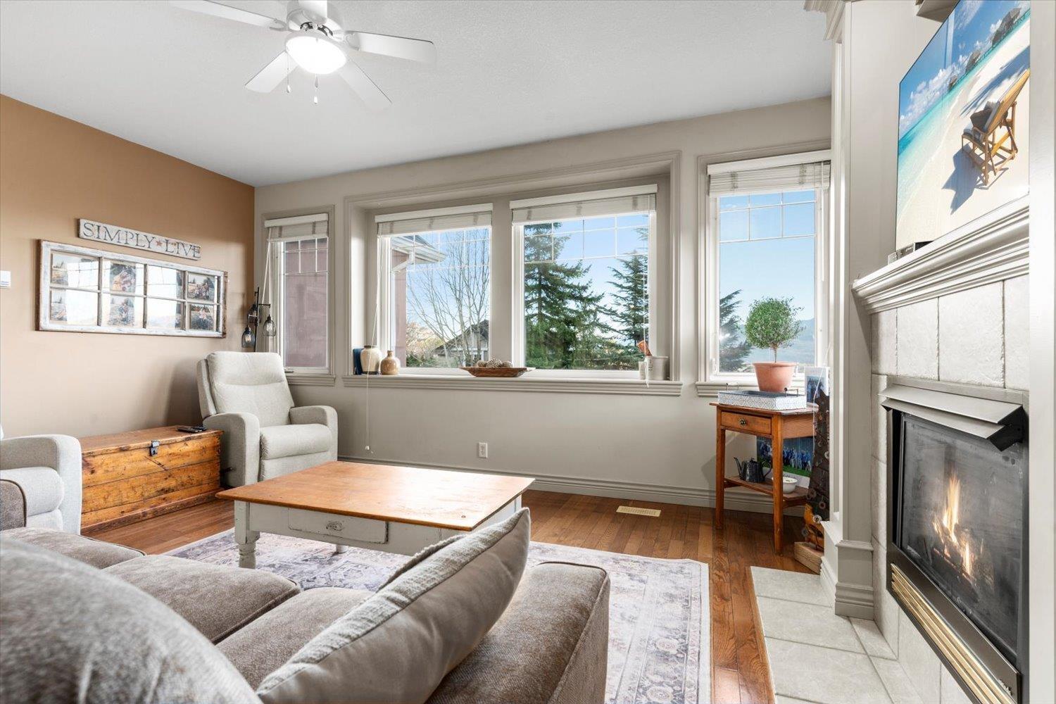 Property at 2637 STONECROFT DRIVE image 3