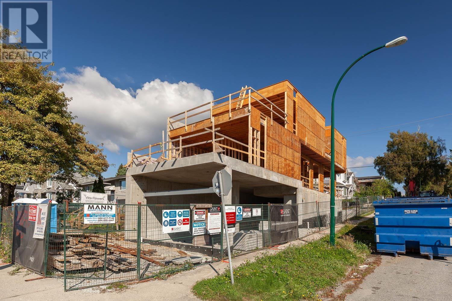 4292 Slocan Street, Vancouver, British Columbia  V5R 1Z4 - Photo 1 - R2954982
