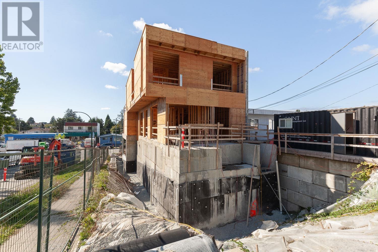 4292 Slocan Street, Vancouver, British Columbia  V5R 1Z4 - Photo 12 - R2954982