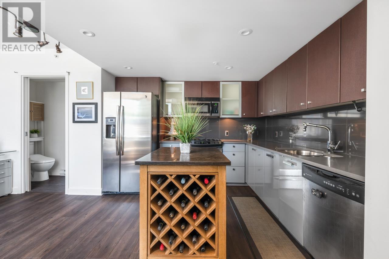 Listing Picture 7 of 19 : 105 7080 NO. 3 ROAD, Richmond / 烈治文 - 魯藝地產 Yvonne Lu Group - MLS Medallion Club Member