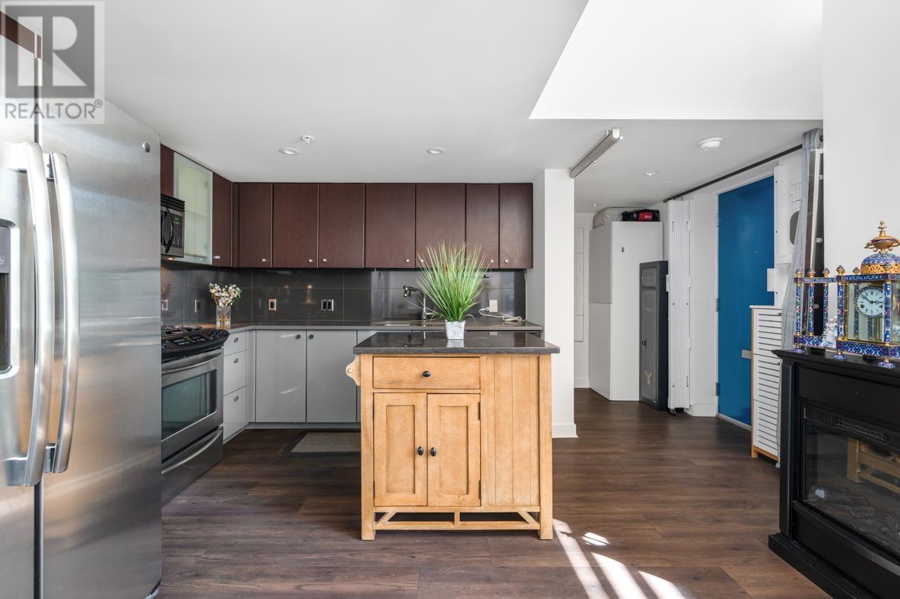 Listing Picture 8 of 19 : 105 7080 NO. 3 ROAD, Richmond / 烈治文 - 魯藝地產 Yvonne Lu Group - MLS Medallion Club Member