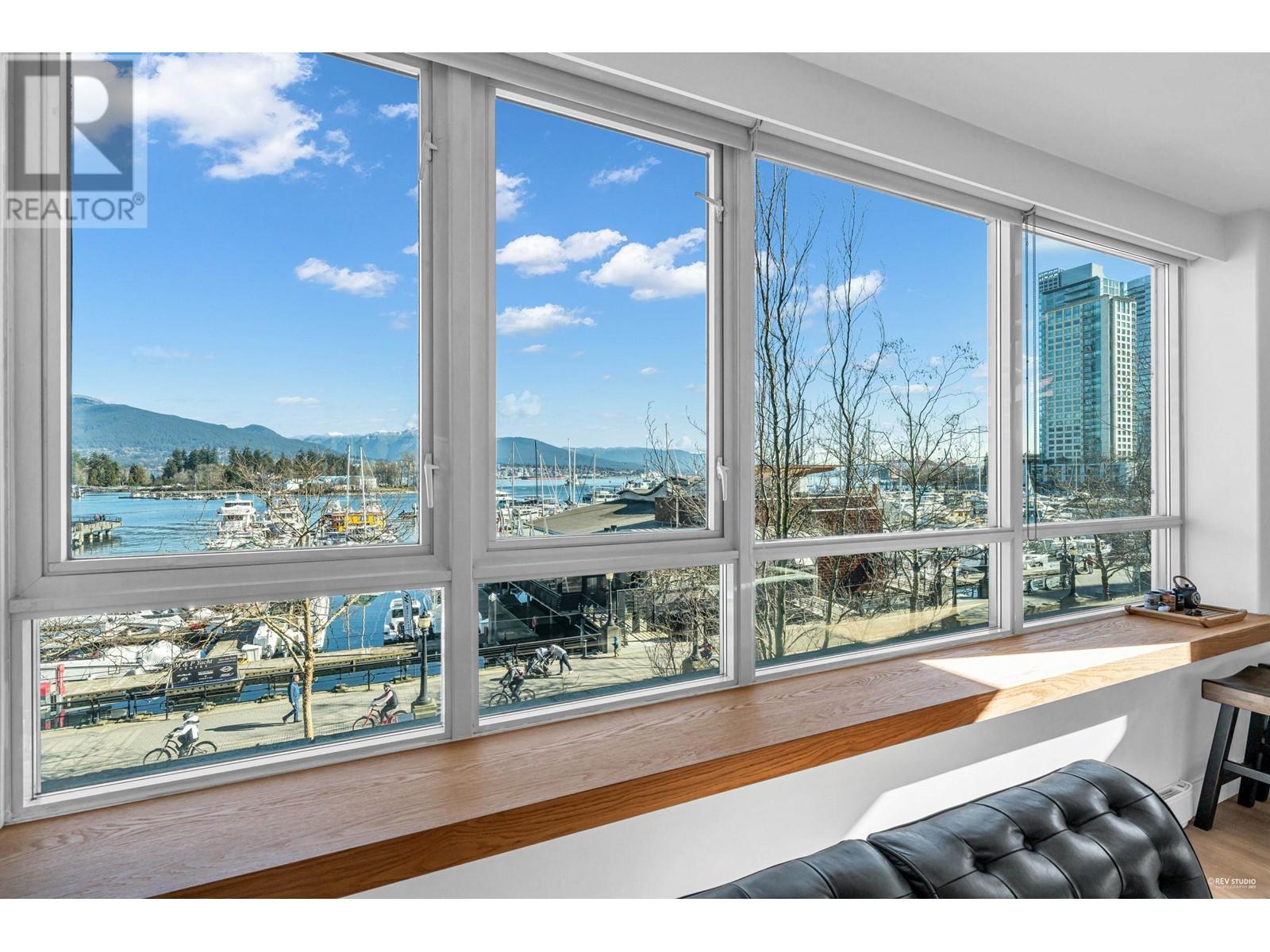 L302 1550 Coal Harbour Quay, Vancouver, British Columbia  V6G 3G1 - Photo 5 - R2954999