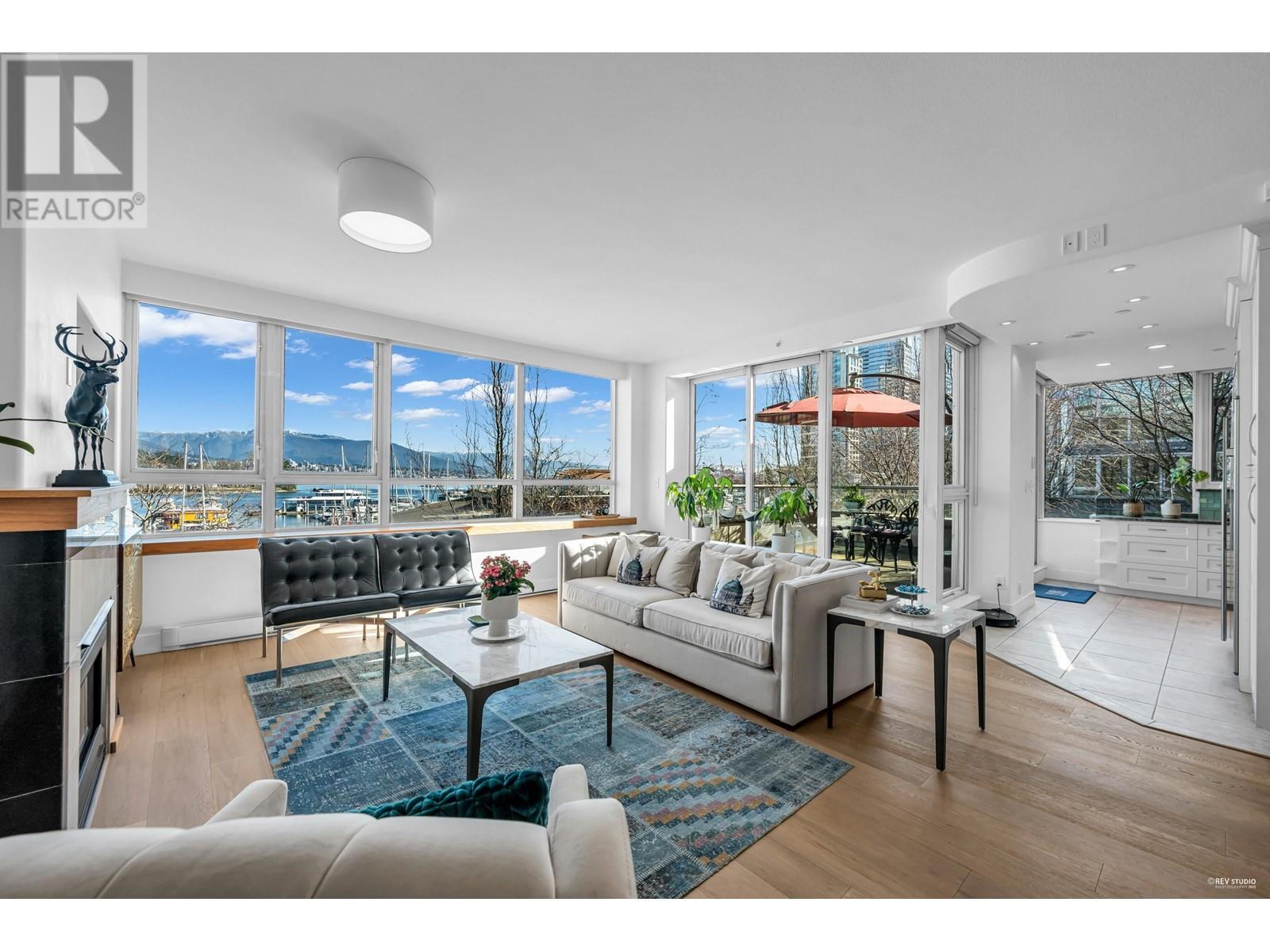 L302 1550 Coal Harbour Quay, Vancouver, British Columbia  V6G 3G1 - Photo 7 - R2954999