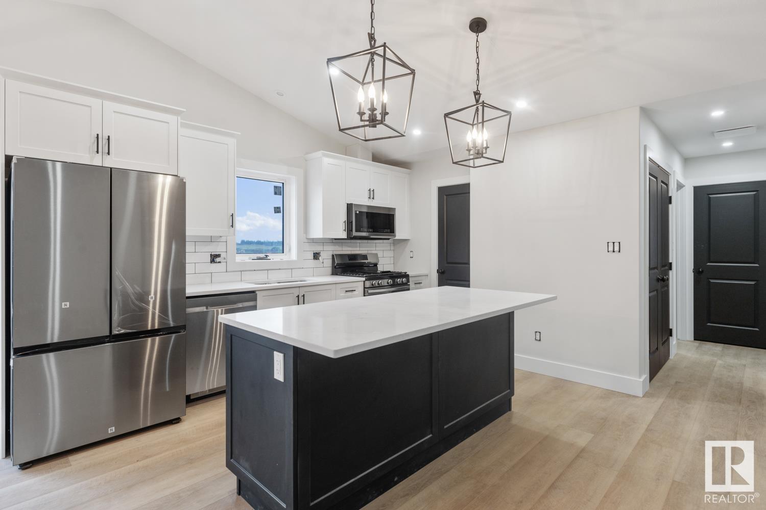 Property at 811 Schooner DR image 2