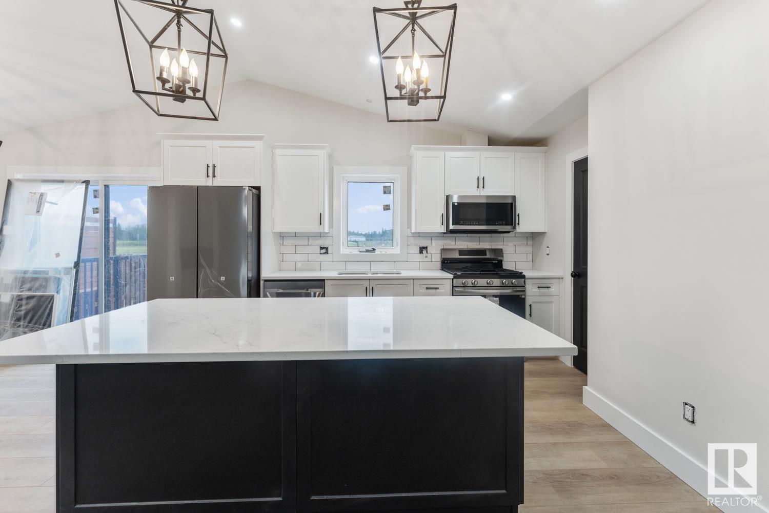 Property at 811 Schooner DR image 3