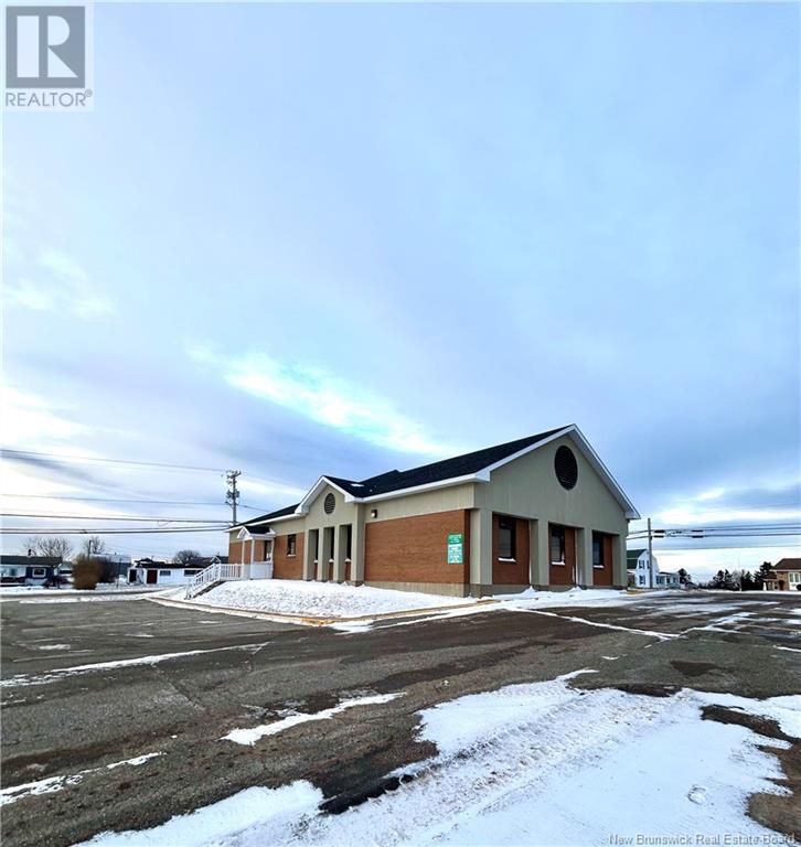 Property at 313 rue Acadie image 3