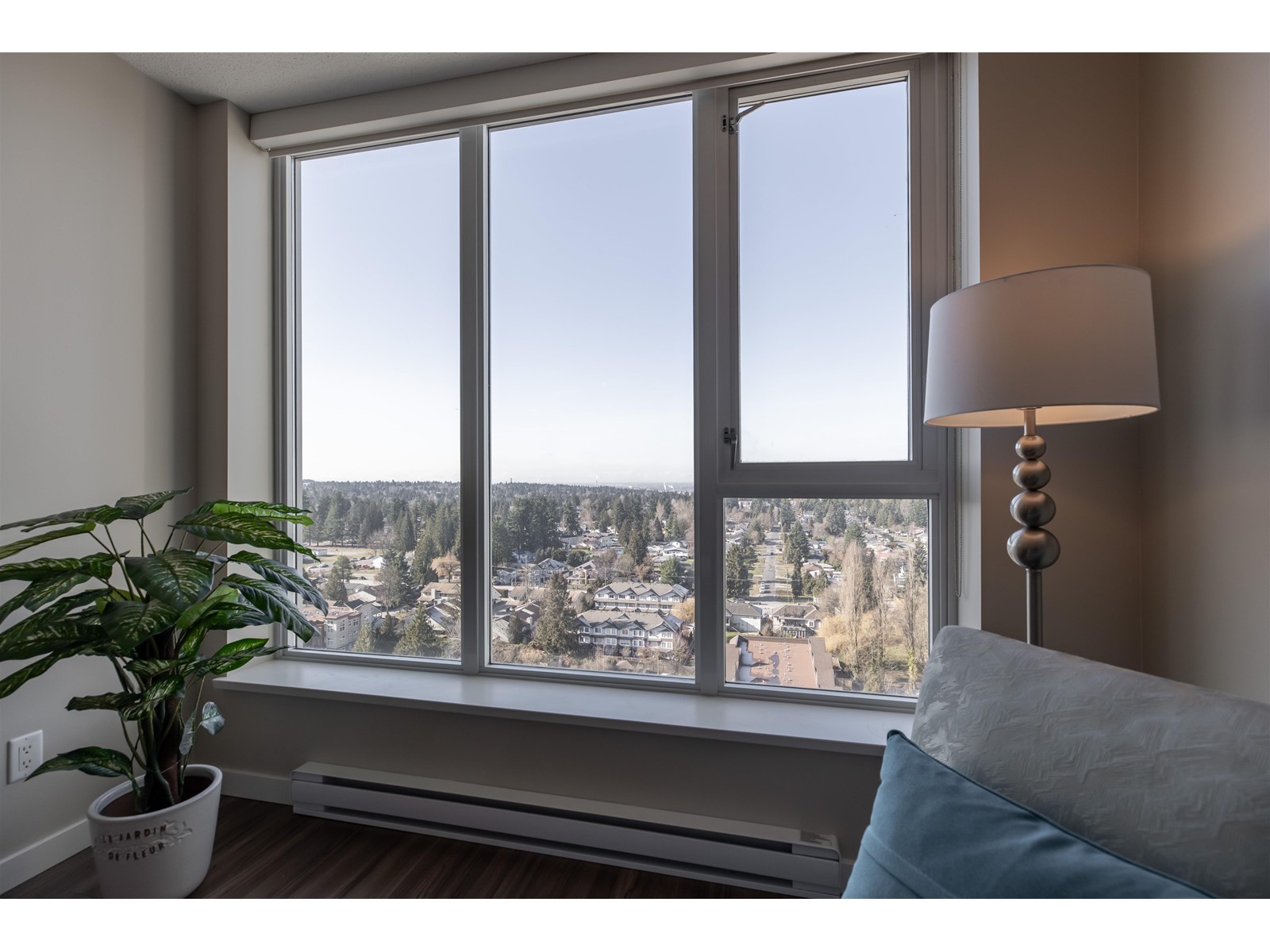 2215 13325 102a Avenue, Surrey, British Columbia  V3T 0J5 - Photo 10 - R2954227