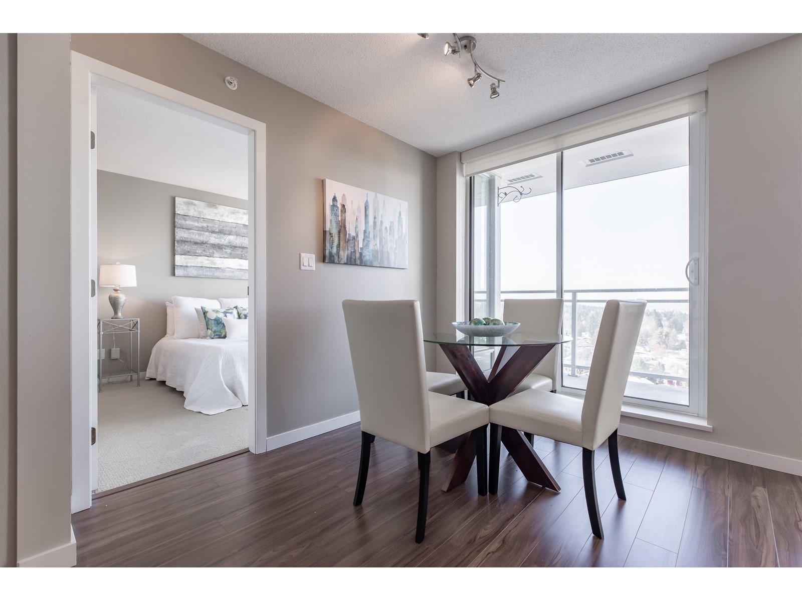 2215 13325 102a Avenue, Surrey, British Columbia  V3T 0J5 - Photo 11 - R2954227