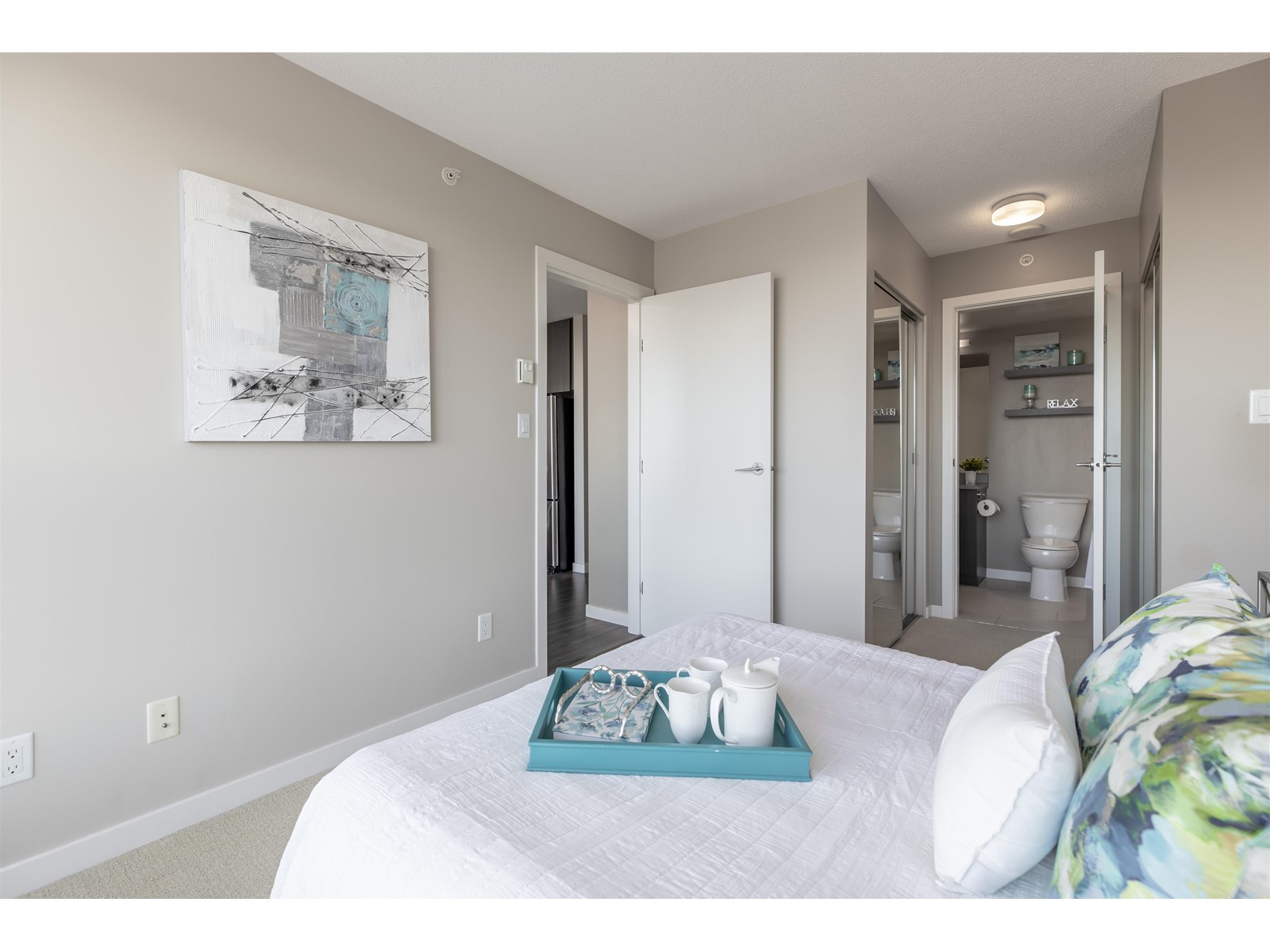 2215 13325 102a Avenue, Surrey, British Columbia  V3T 0J5 - Photo 16 - R2954227
