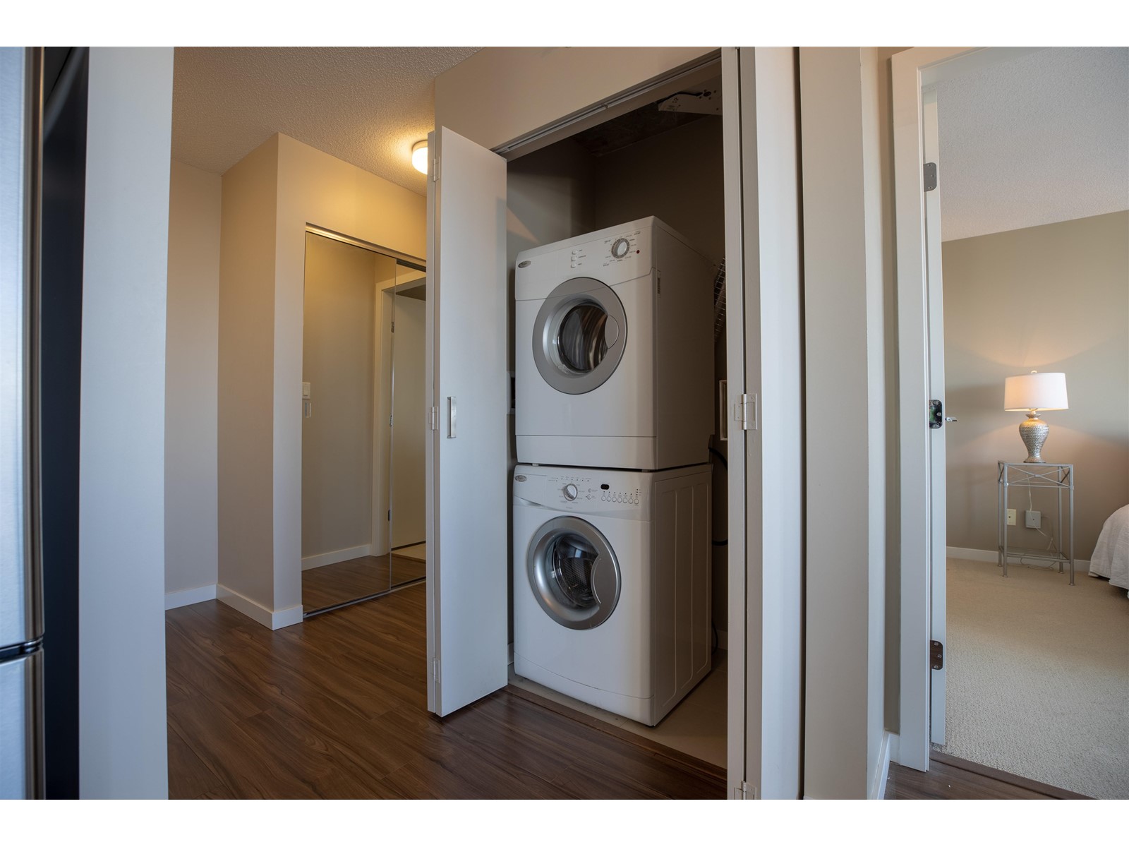 2215 13325 102a Avenue, Surrey, British Columbia  V3T 0J5 - Photo 17 - R2954227