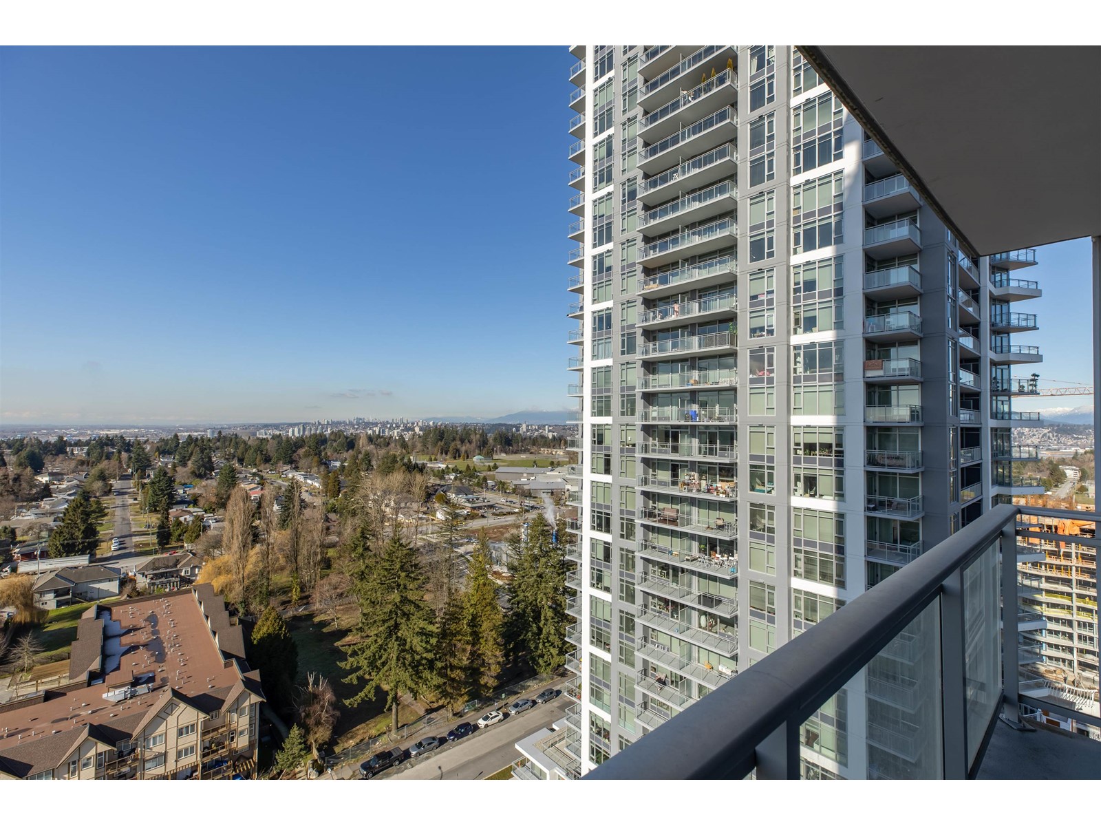2215 13325 102a Avenue, Surrey, British Columbia  V3T 0J5 - Photo 28 - R2954227