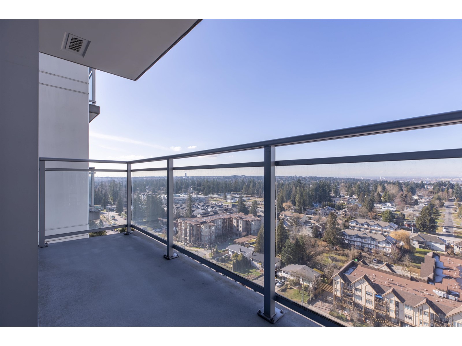 2215 13325 102a Avenue, Surrey, British Columbia  V3T 0J5 - Photo 22 - R2954227