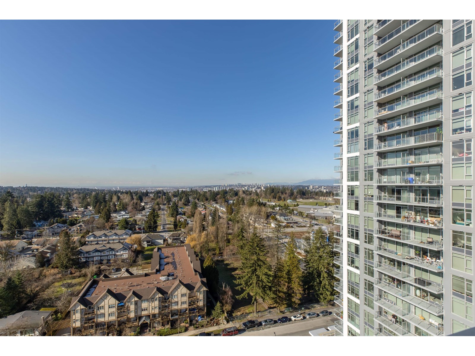 2215 13325 102a Avenue, Surrey, British Columbia  V3T 0J5 - Photo 29 - R2954227