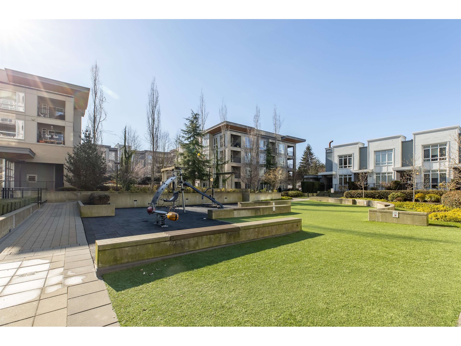 2215 13325 102a Avenue, Surrey, British Columbia  V3T 0J5 - Photo 38 - R2954227
