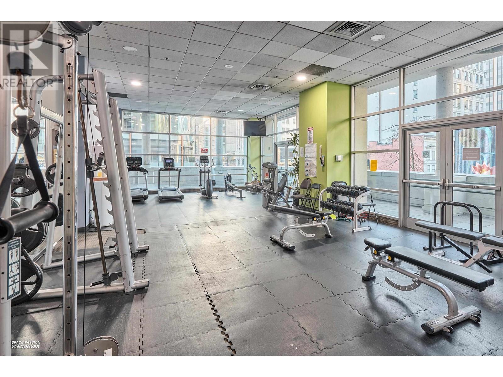 Listing Picture 20 of 28 : 2904 438 SEYMOUR STREET, Vancouver / 溫哥華 - 魯藝地產 Yvonne Lu Group - MLS Medallion Club Member