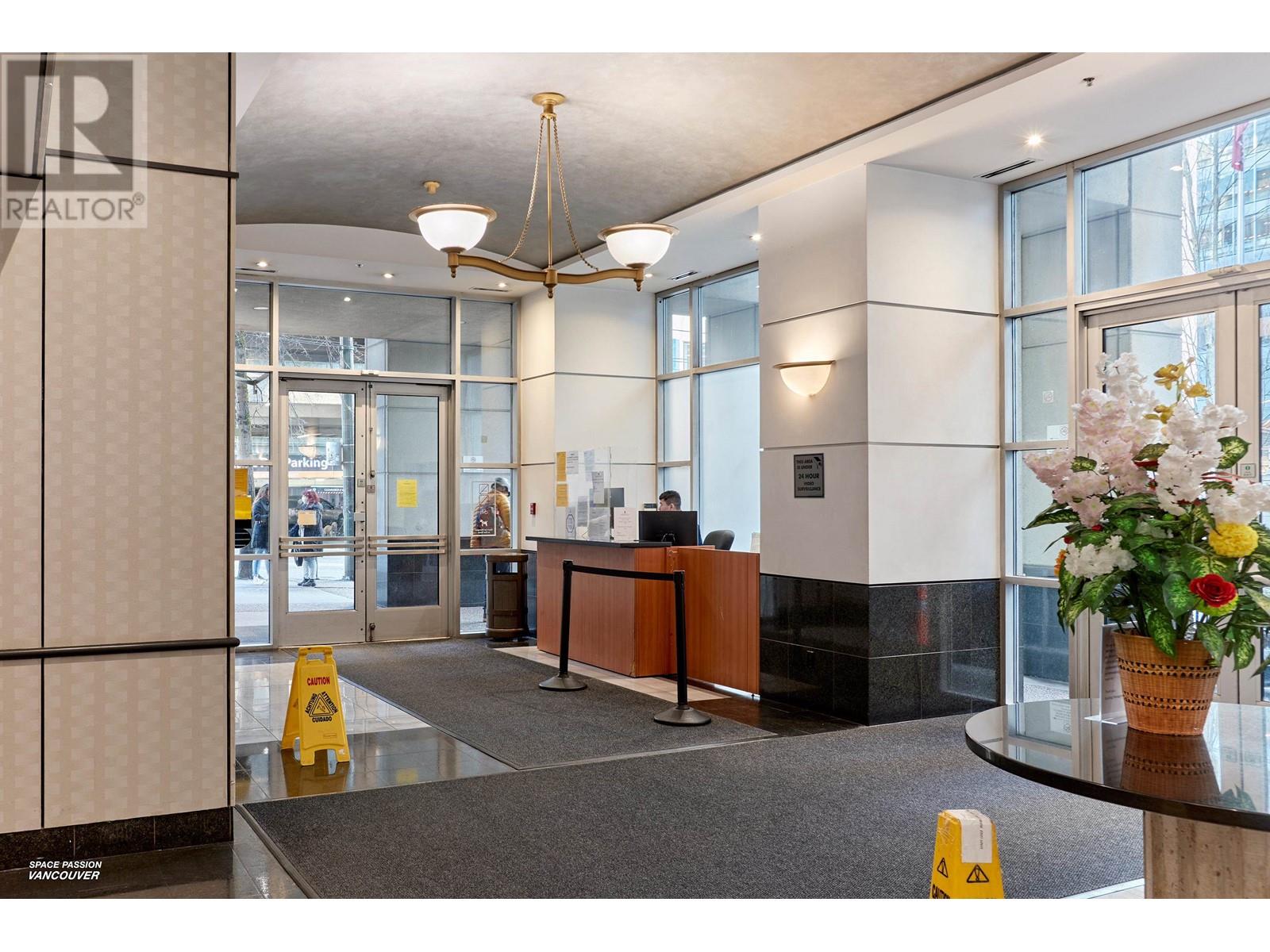 Listing Picture 18 of 28 : 2904 438 SEYMOUR STREET, Vancouver / 溫哥華 - 魯藝地產 Yvonne Lu Group - MLS Medallion Club Member