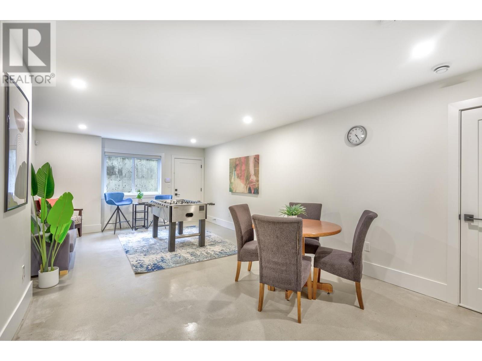 3347 Lakedale Avenue, Burnaby, British Columbia  V5A 3C9 - Photo 18 - R2955065