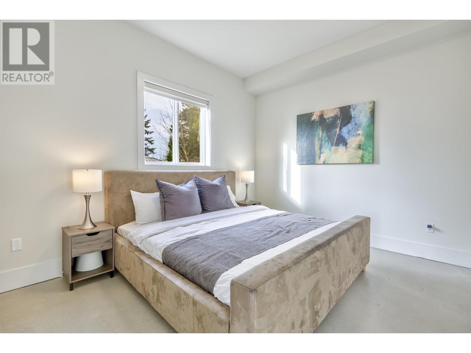 3347 Lakedale Avenue, Burnaby, British Columbia  V5A 3C9 - Photo 3 - R2955065