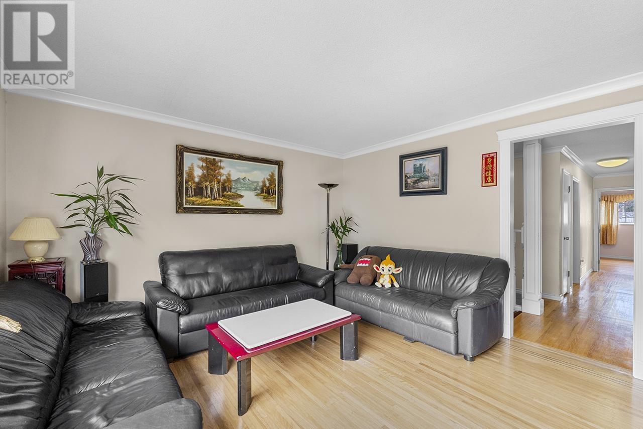 5595 Dumfries Street, Vancouver, British Columbia  V5P 3A5 - Photo 6 - R2955069