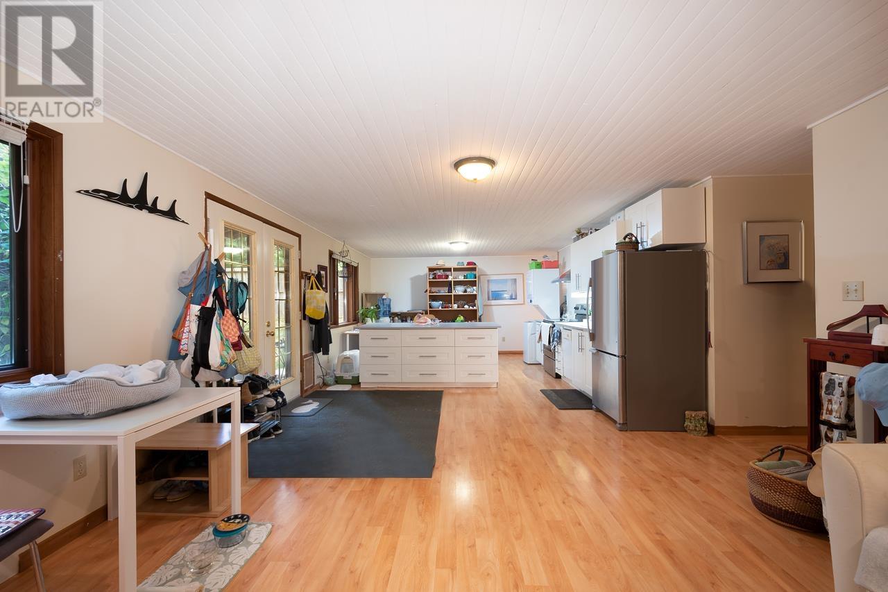 1581 Whitesails Drive, Bowen Island, British Columbia  V0N 1G2 - Photo 24 - R2955078