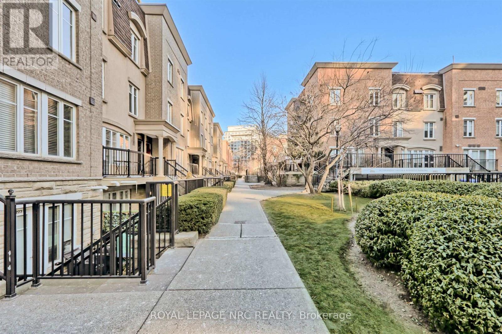 1225 - 21 Pirandello Street W, Toronto, Ontario  M6K 3P4 - Photo 34 - C11918674