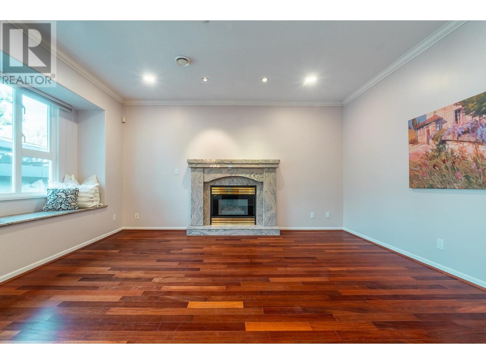 Listing Picture 6 of 26 : 4255 W 15TH AVENUE, Vancouver / 溫哥華 - 魯藝地產 Yvonne Lu Group - MLS Medallion Club Member