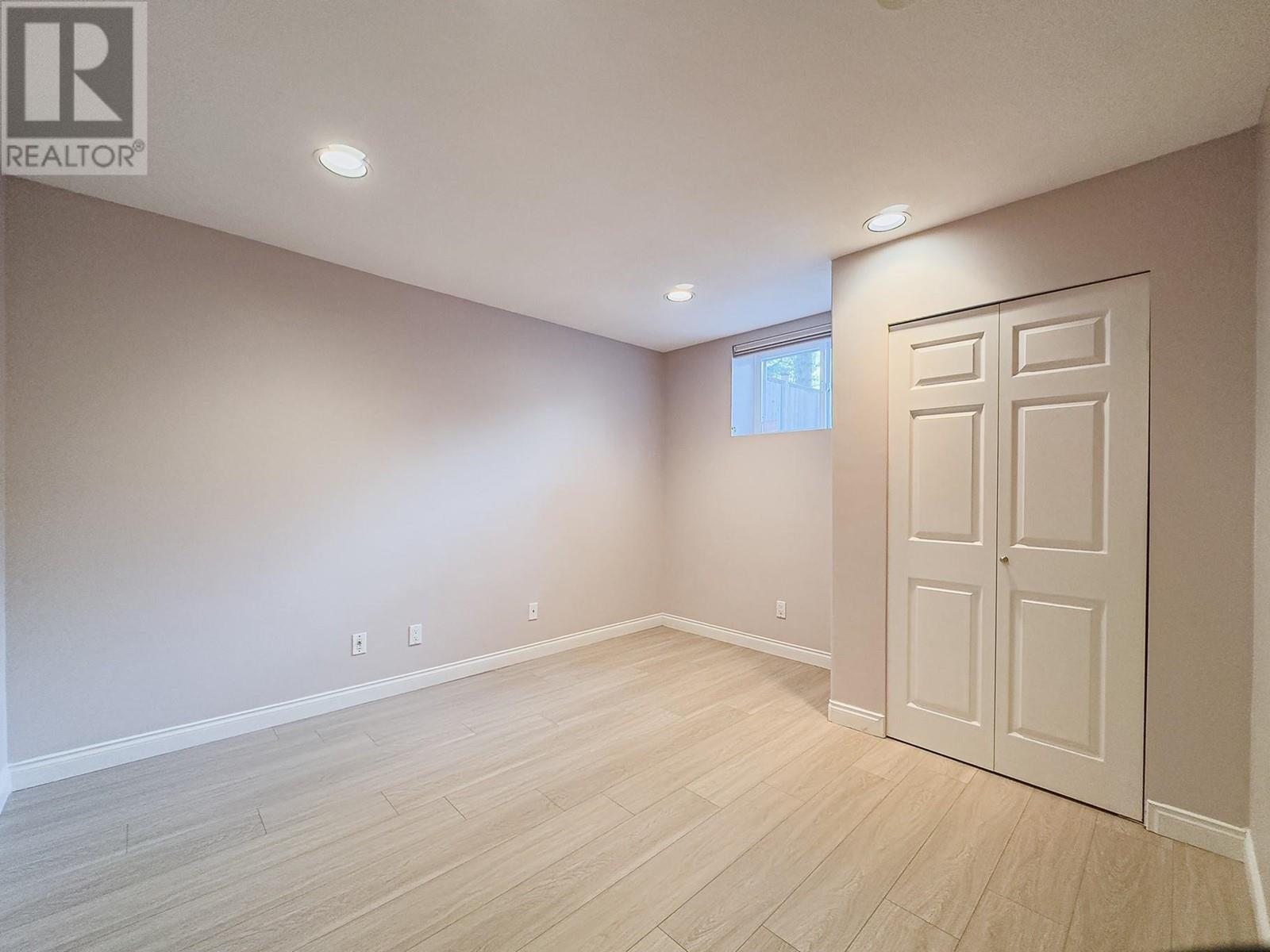 Listing Picture 25 of 26 : 4255 W 15TH AVENUE, Vancouver / 溫哥華 - 魯藝地產 Yvonne Lu Group - MLS Medallion Club Member