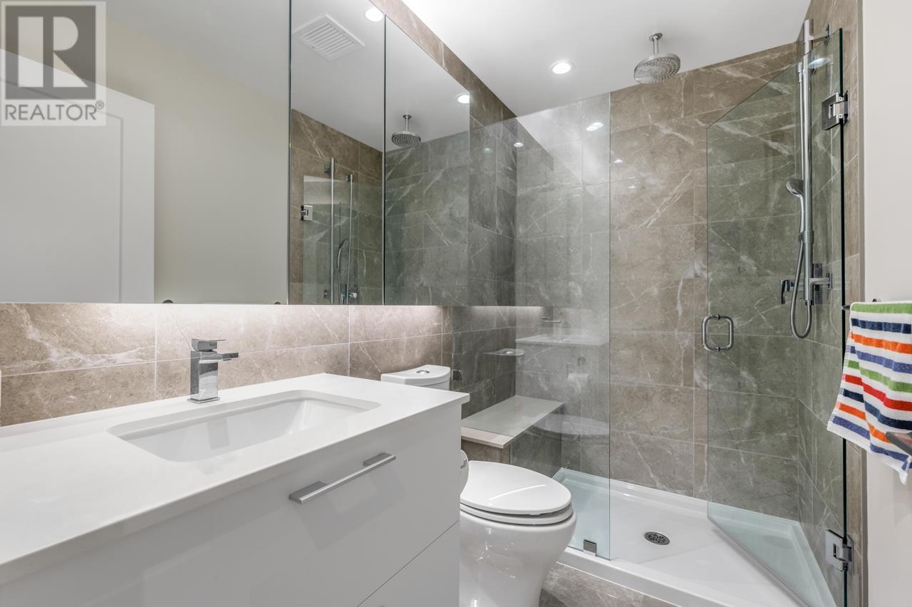 Listing Picture 10 of 17 : 708 5608 BERTON AVENUE, Vancouver / 溫哥華 - 魯藝地產 Yvonne Lu Group - MLS Medallion Club Member