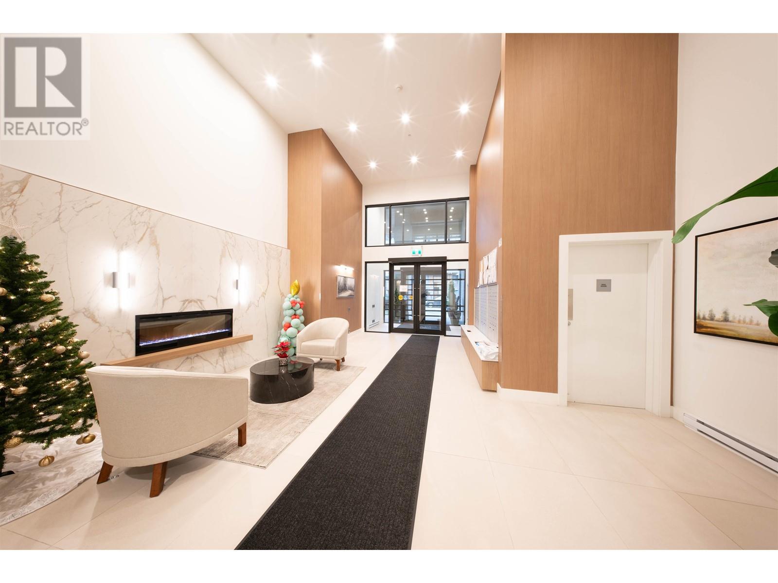 Listing Picture 12 of 16 : 108 7588 16TH STREET, Burnaby / 本拿比 - 魯藝地產 Yvonne Lu Group - MLS Medallion Club Member