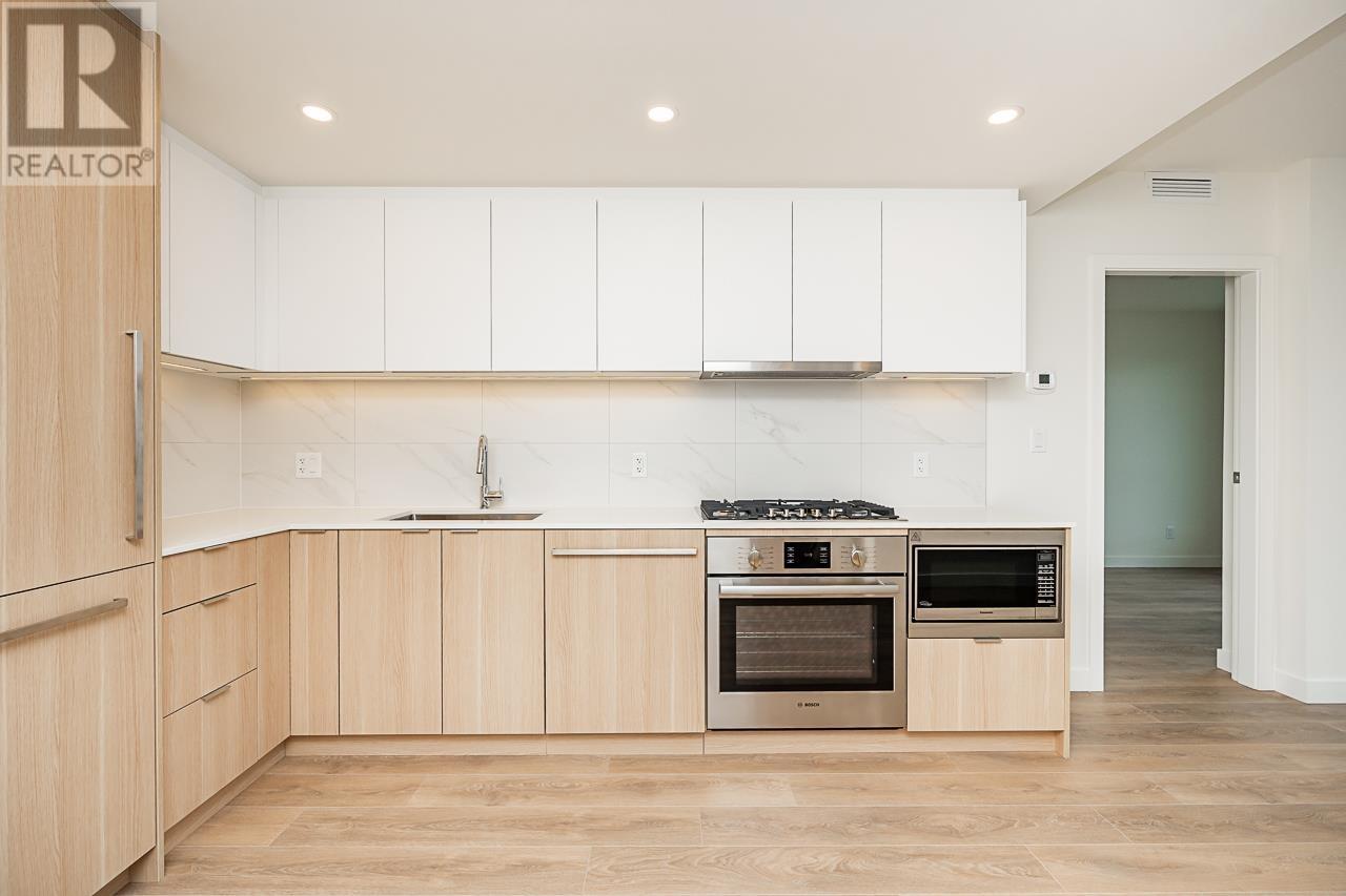 1908 318 Alderson Avenue, Coquitlam, British Columbia V3K 0J1 - Photo 2 - R2944607