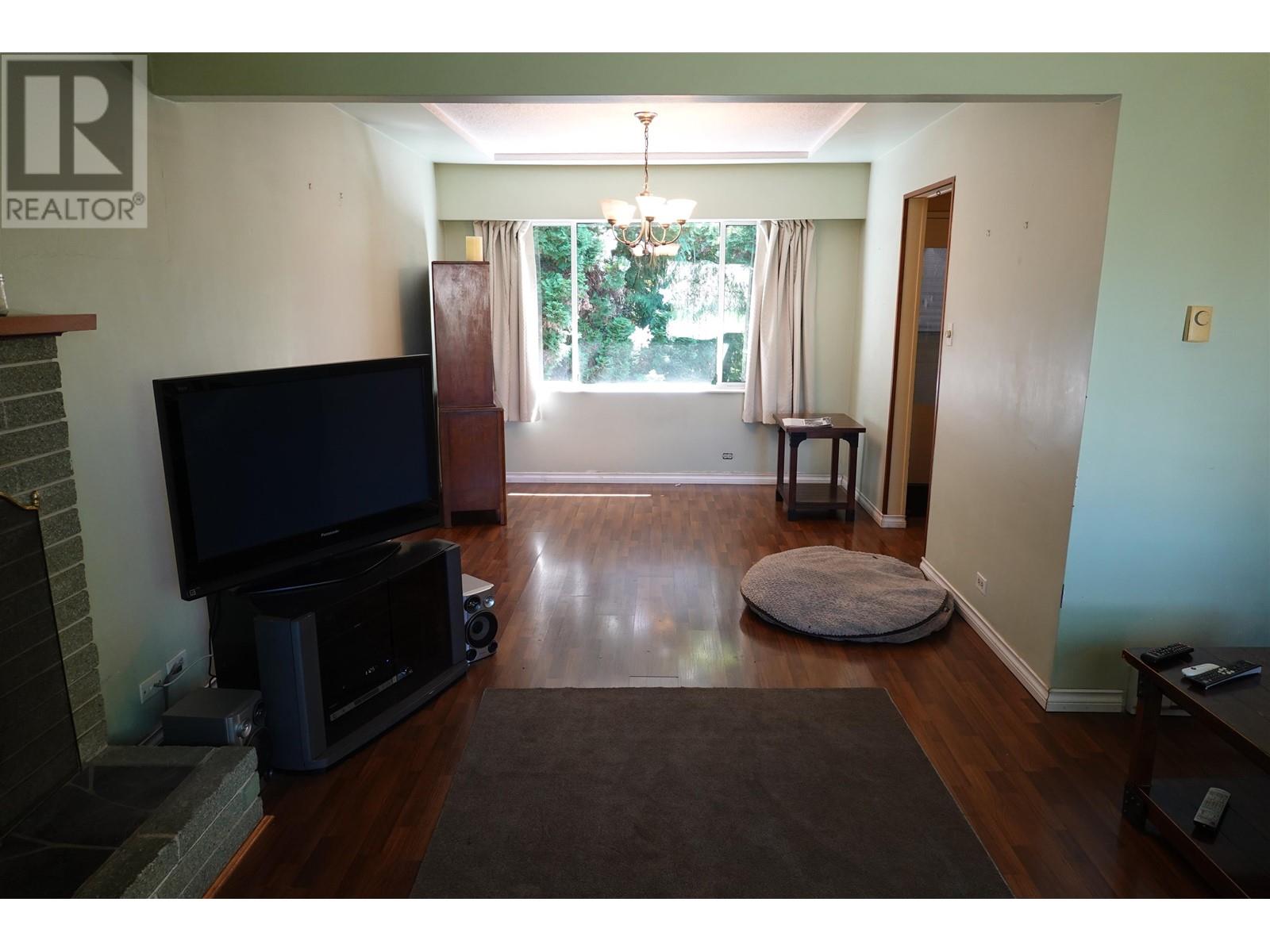 11052 240 Street, Maple Ridge, British Columbia  V2W 1H6 - Photo 12 - R2954876