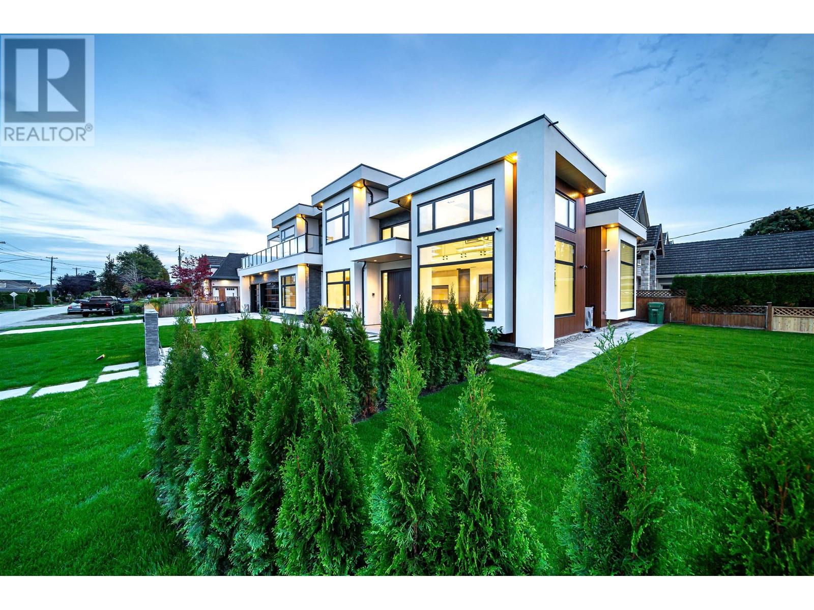 Property at 9240 SAUNDERS ROAD image 3