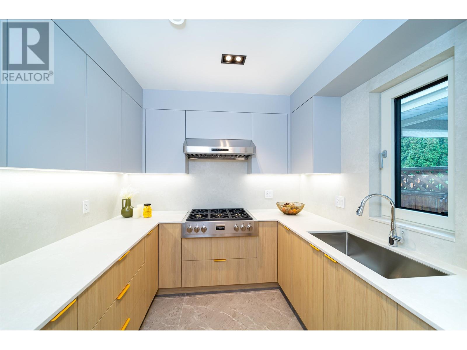 9240 Saunders Road, Richmond, British Columbia  V7A 2B1 - Photo 15 - R2936417