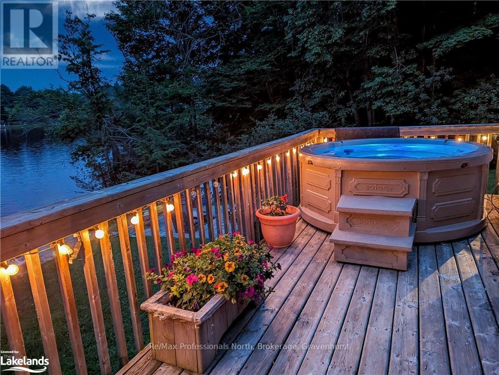 1 - 1044 Young's Road, Muskoka Lakes, Ontario  P0B 1J0 - Photo 12 - X10439061