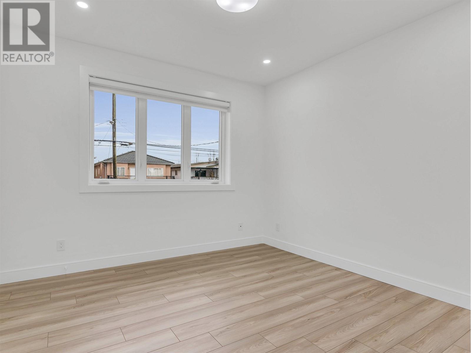 Listing Picture 16 of 30 : 6166 BEATRICE STREET, Vancouver / 溫哥華 - 魯藝地產 Yvonne Lu Group - MLS Medallion Club Member