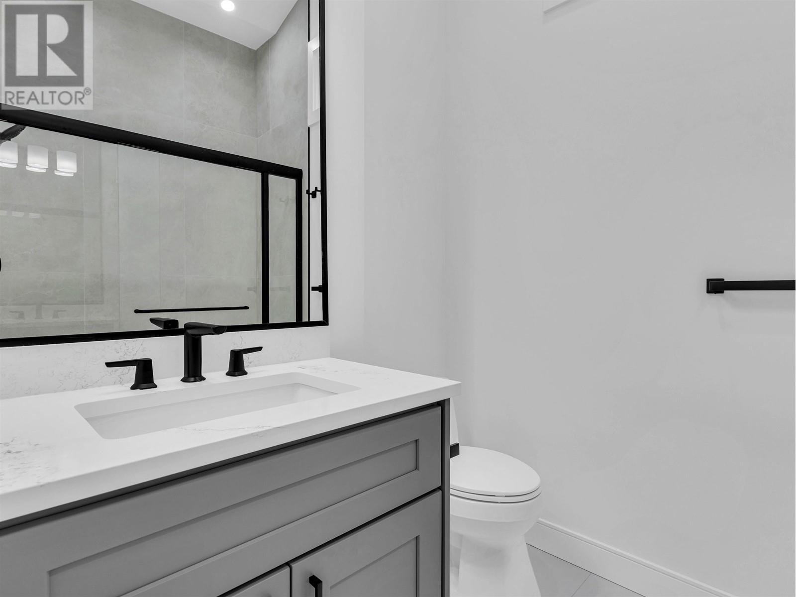 Listing Picture 21 of 30 : 6166 BEATRICE STREET, Vancouver / 溫哥華 - 魯藝地產 Yvonne Lu Group - MLS Medallion Club Member