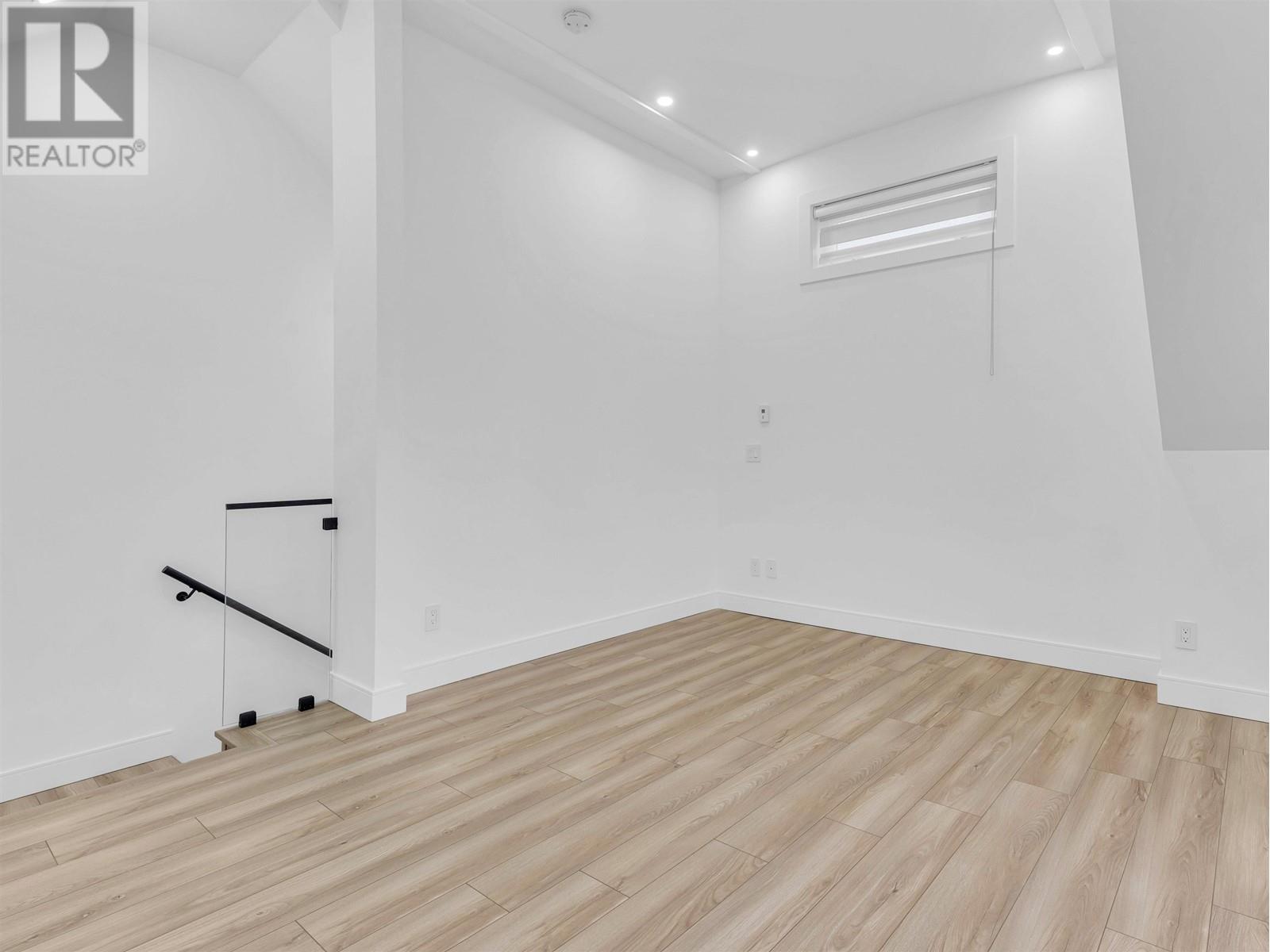 Listing Picture 22 of 30 : 6166 BEATRICE STREET, Vancouver / 溫哥華 - 魯藝地產 Yvonne Lu Group - MLS Medallion Club Member