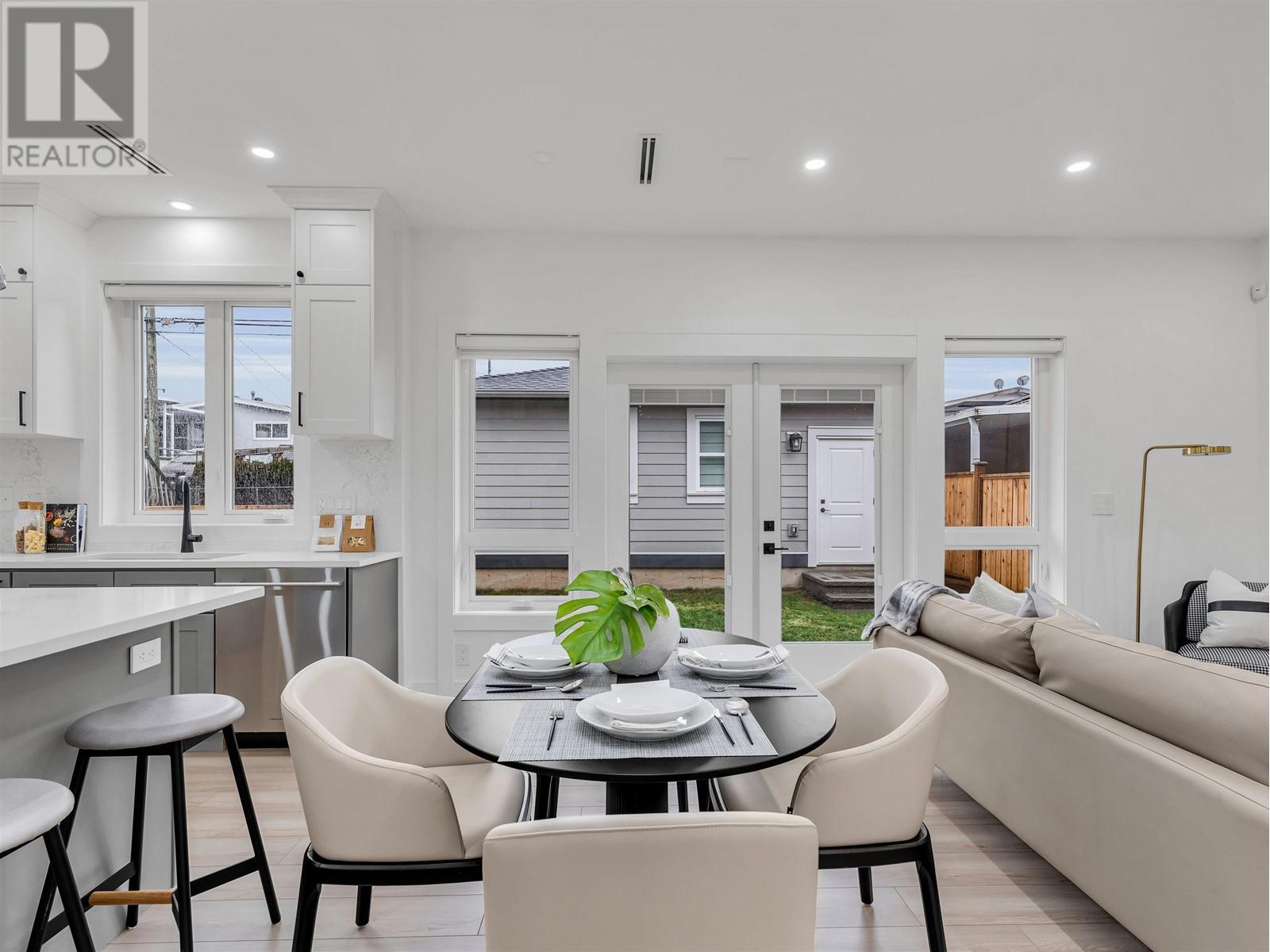 Listing Picture 9 of 30 : 6166 BEATRICE STREET, Vancouver / 溫哥華 - 魯藝地產 Yvonne Lu Group - MLS Medallion Club Member