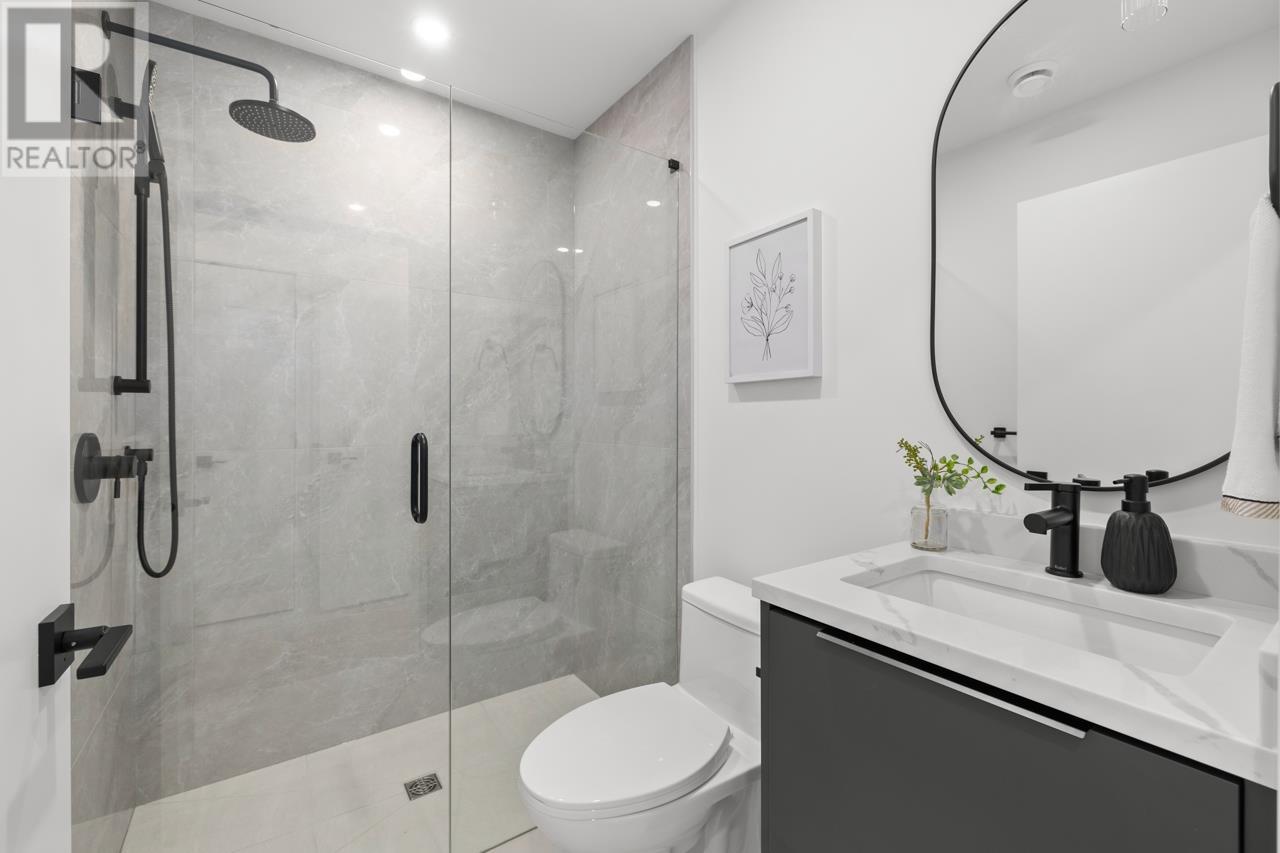 Listing Picture 16 of 34 : 2 529 E 51ST AVENUE, Vancouver / 溫哥華 - 魯藝地產 Yvonne Lu Group - MLS Medallion Club Member